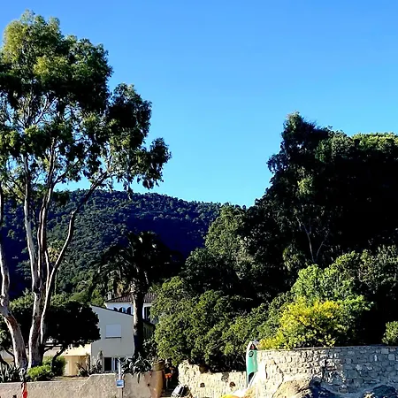 شقة Dans Batisse Traditionnelle De La Et Terrasse Bali Le Rayol-Canadel-sur-Mer
